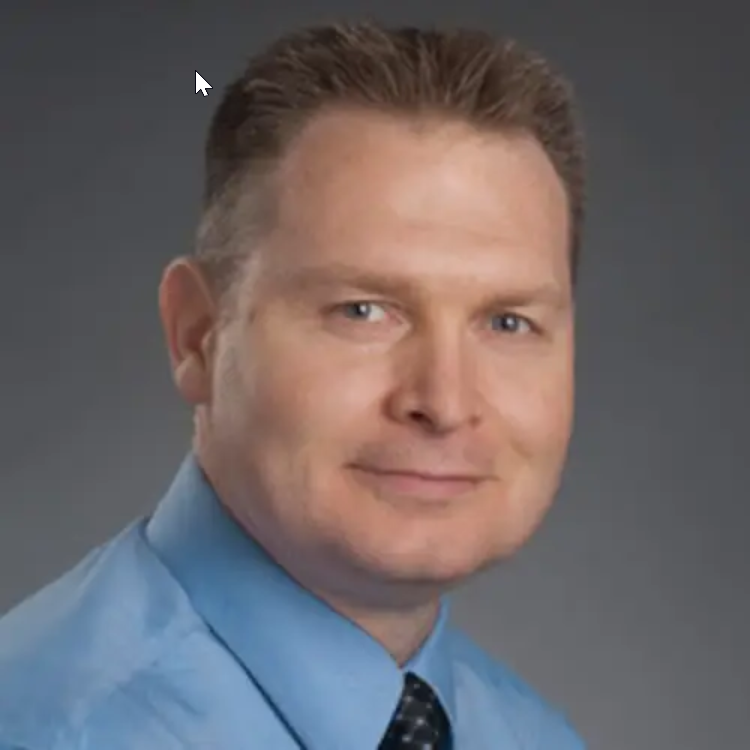 Photo of Dr. Daren Olson